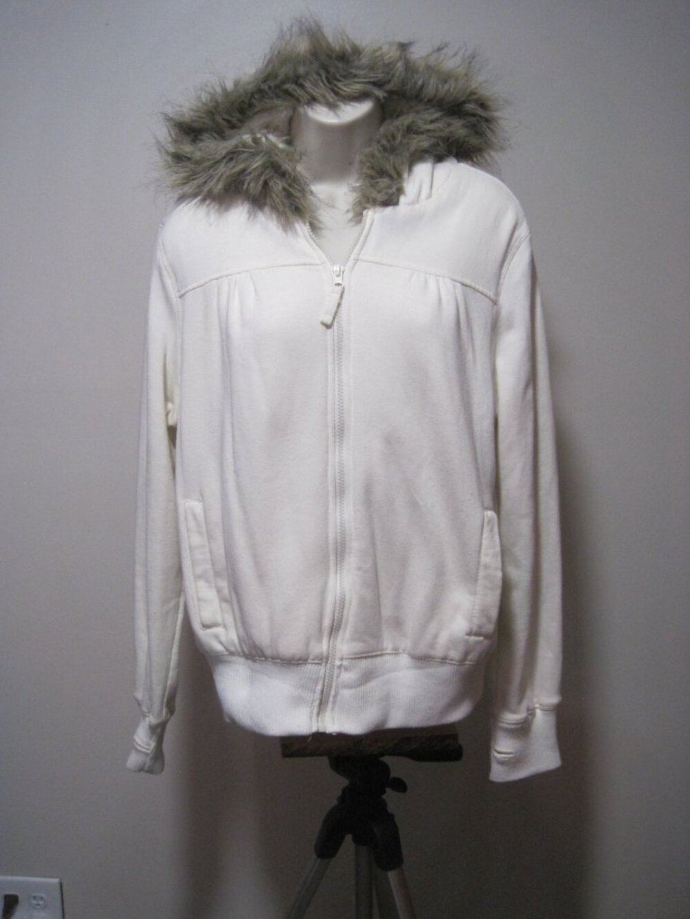 OP WOMEN'S SIZE XL (15-17) SHERPA HOODIE WITH FAUX FUR ZIP CLOSURE THUMB HOLE